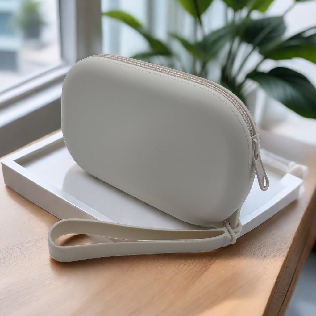 Oval Sili Pouch-1
